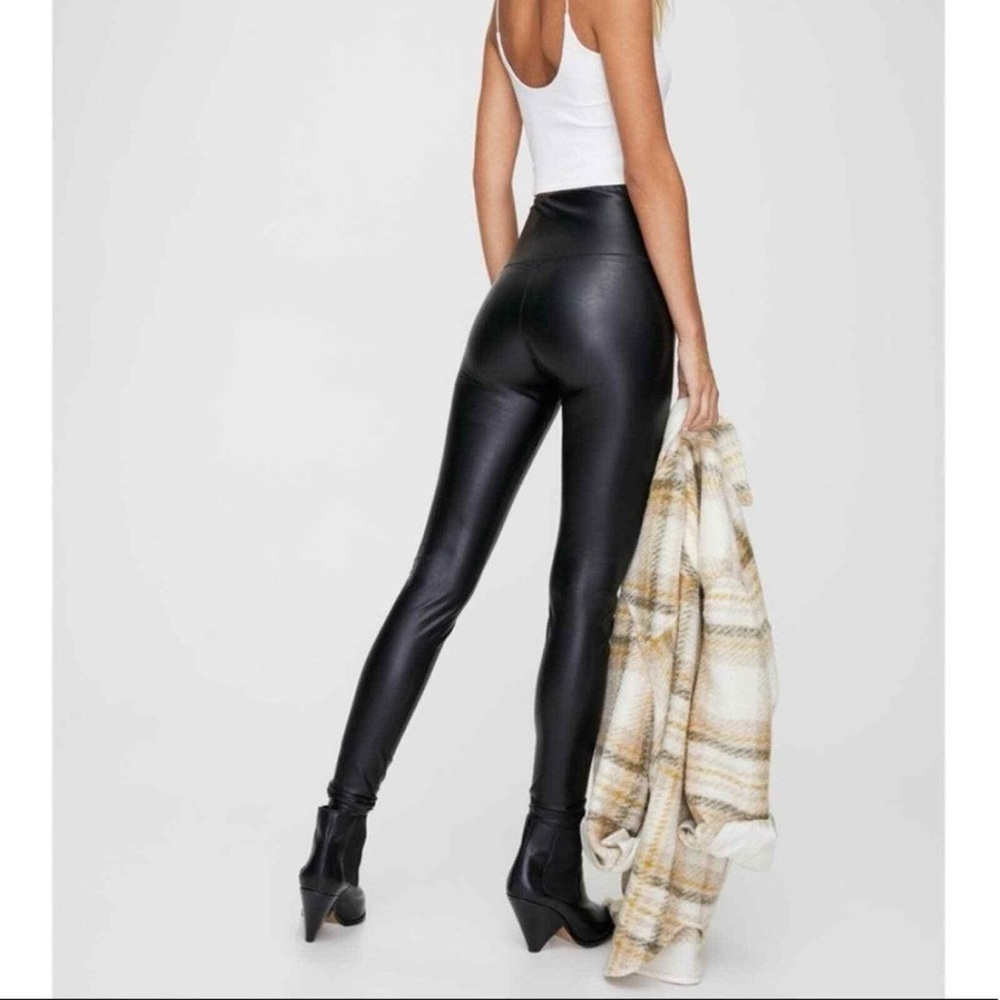 Aritzia Wilfred Free high waisted Faux Leather leggings